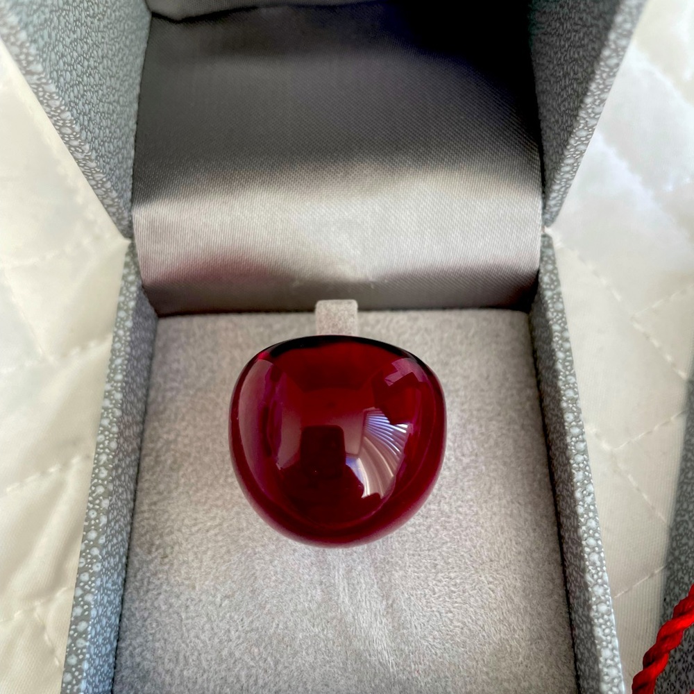 Lalique Crystal Cabochon Ring iconic, elegant, feminine by René Lalique,